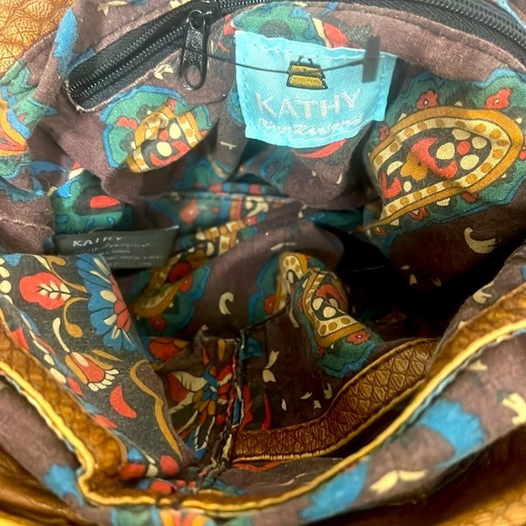 Kathy Van Zeeland Vintage Hobo Leather Bag - Picture 8 of 8